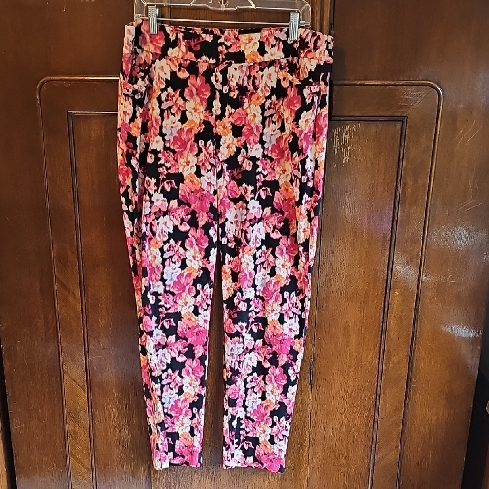 Floral Print Elastic Waist Women’s Pants - Pink on Black